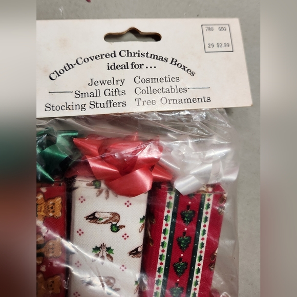 Vintage Cloth-Covered Christmas Box's - Picture 2 of 3